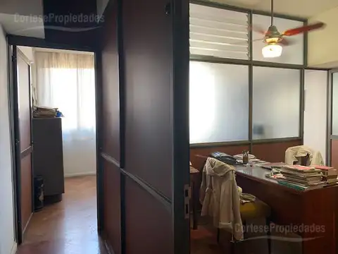 Oficina en Venta 60 años