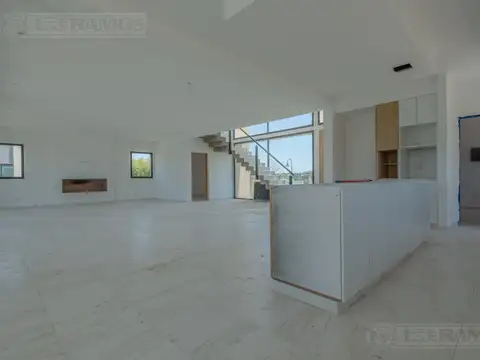 Casa en Venta al Este