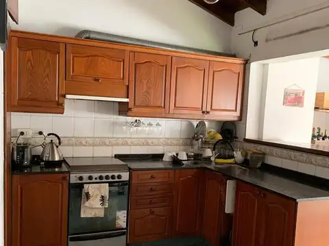 VENTA CASA QUINTA EN BENITO LYNCH Y SARAVÍ