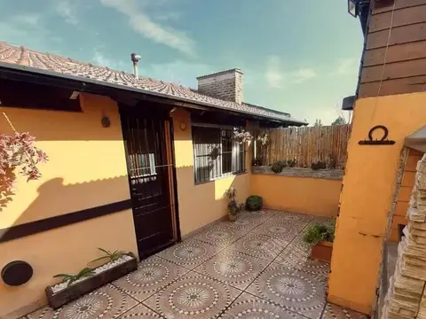 Depto Tipo Casa en Venta de 4 dormitorios