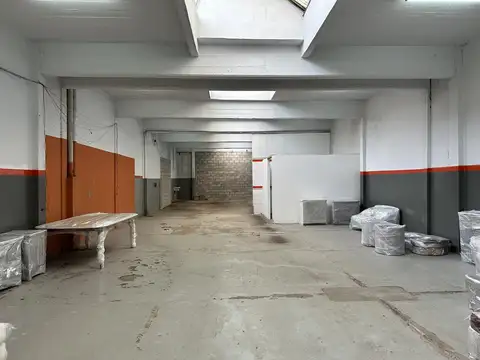 Galpon en Venta en Ituzaingo, USD 175.000