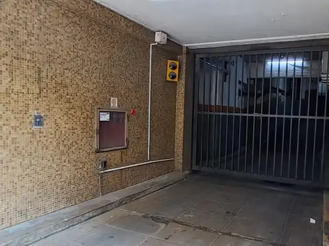 Cochera cubierta  en venta Retiro