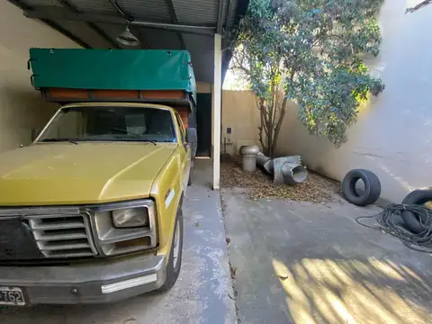 Galpon en Venta 48  mts Fondo