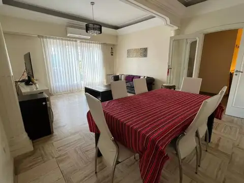 Avenida Monroe e/ Lugones y Mariano Acha