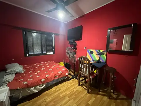 600 e/  9 y 11 - CASA CON JARDIN (VILLA ELVIRA)