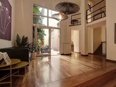 Casa 9 ambientes Impecable Luminosa Terraza Jardin Gym bodega con cochera en Recoleta