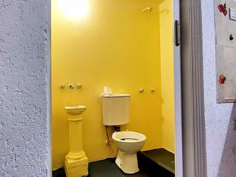 Departamento en Alquiler en Parque Chacabuco, $ 330.000