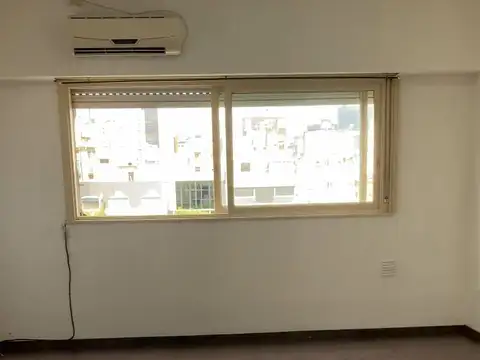 Carlos Pellegrini 1000, Piso 9