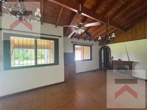 Casa Quinta en Venta 3 amb 2 dorm Pileta Lote de 1400m2 Parque Sakura