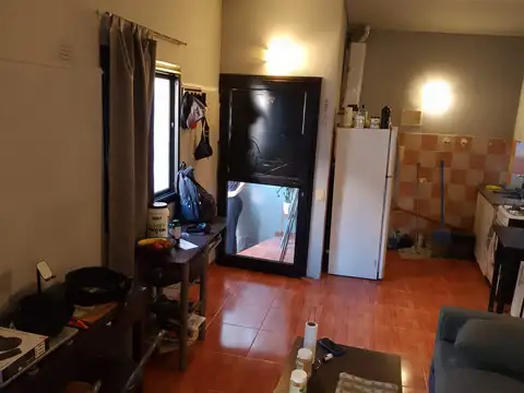 Amplio 1 Ambiente Tipo PH Sin Expensas / S/ Av Jujuy