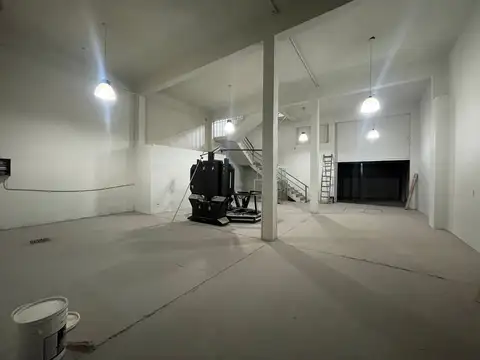 VENTA GALPON CON OFICINAS GODOY CRUZ MENDOZA