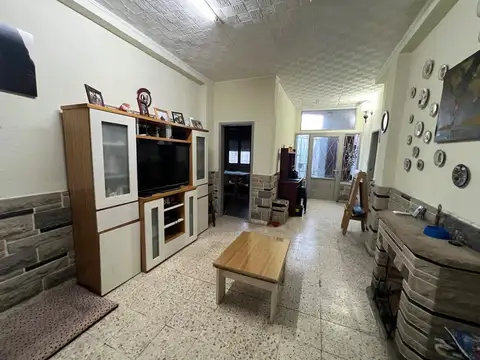 Casa , 3 dormitorios con cochera cubierta