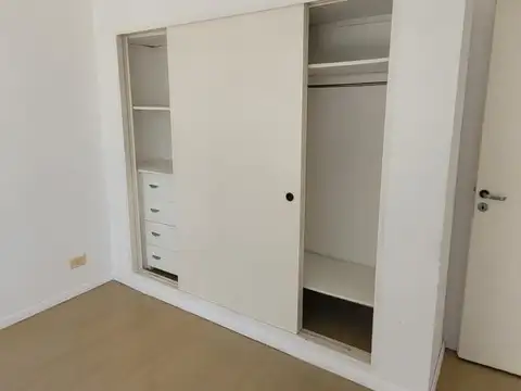 Departamento en Alquiler en Lomas De Zamora, $ 550.000
