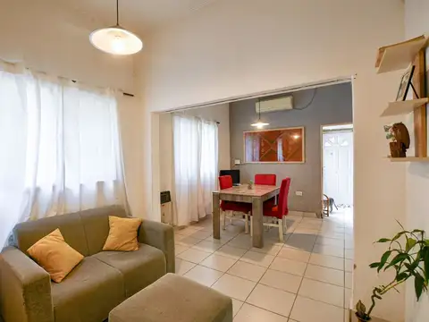 Calle 2 entre 517 y 518 1400