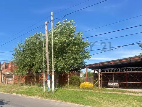 133 esquina 42 , Piso 0