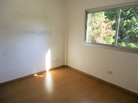 Departamento en Alquiler en Olivos Vias/Rio, $ 1.750.000