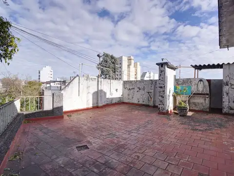 Depto Tipo Casa 4 ambientes con 1 baño