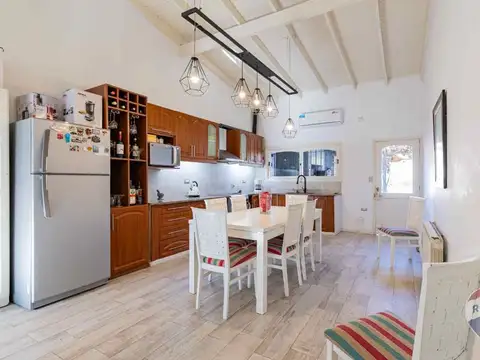 487 entre 11 y 12 1600