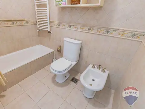 CASA EN VENTA EN GONNET