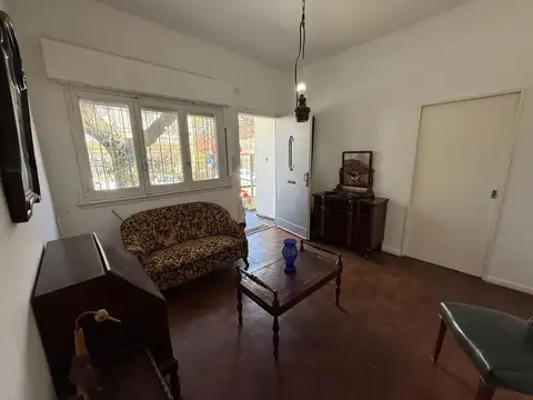 Depto Tipo Casa en Venta en Olivos, USD 149.000