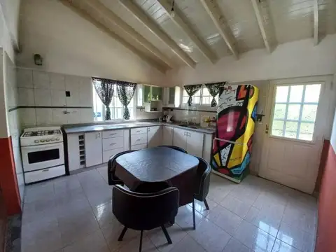 Edison e/ Belgrano y Galileo Galilei