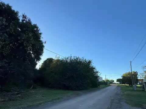 Terreno en Venta en Villa Catalina, USD 38.000