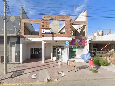 VENTA LOCAL + DEPARTAMENTO SOBRE AVENIDA KENNEDY