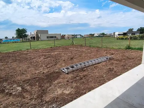 Barrio Santa Elisa, Pilar del Este 5 ambientes, 4 habitaciones a Estrenar