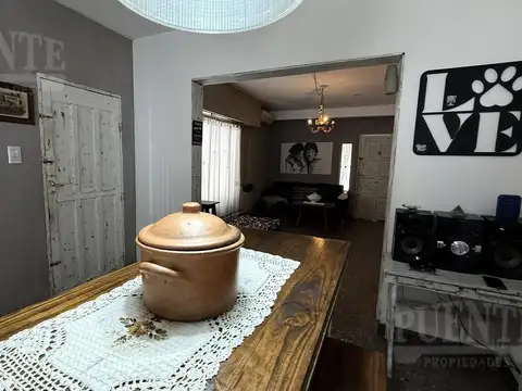 Casa en Venta con 1 cochera