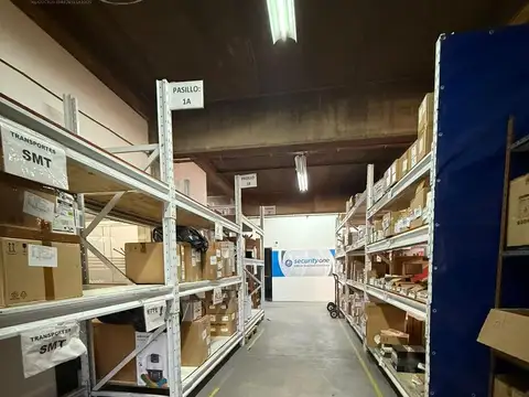 Venta Depósito en Tres Plantas en Villa Lynch