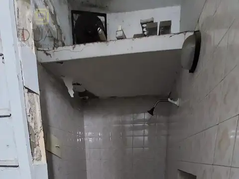 VENTA LOCAL COMERCIAL EN SAN LORENZO Y PARANÁ