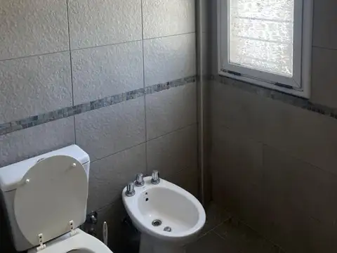 Amplio 2 ambientes en alquiler en S.A. de Padua