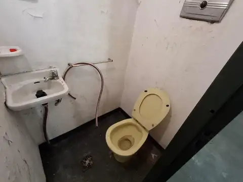 Local en Alquiler 50 años