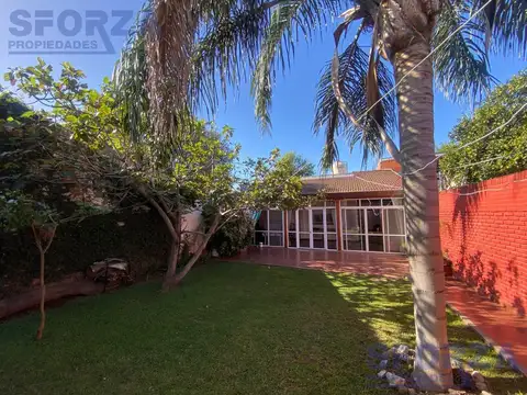 Venta Casa + Depto en