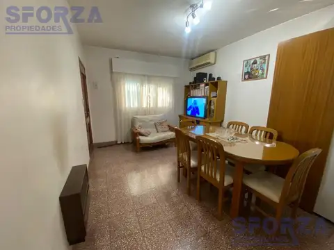 Venta Casa + Depto en