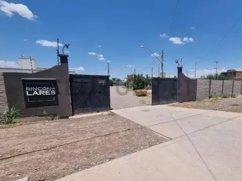 VENTA DE LOTE GUAYMALLEN - BARRIO RINCON DE LARES - JESUS NAZARENO