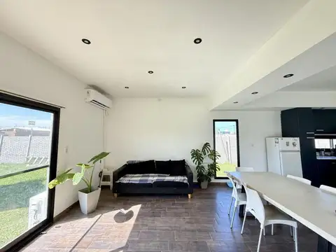 Calle Buenos Aires 1200