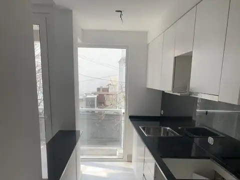 Departamento en Venta con 4 cocheras