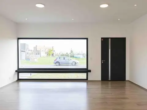 Casa en Venta en Tristan Suarez, USD 239.000