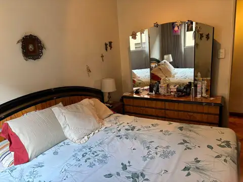 Departamento en  Villa Del Parque de 4 ambientes