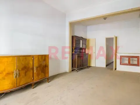 Depto Tipo Casa en Venta 75 años