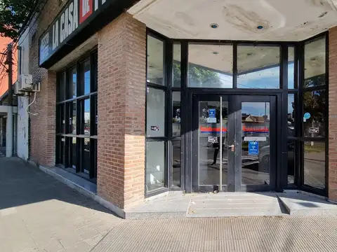 Venta | Icónico Local Comercial | En esquina | Capitán Bermúdez | Barrio Centro