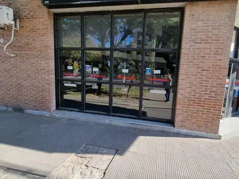 Local en Venta 30 años