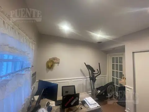 Casa 6 ambientes con 3 baños