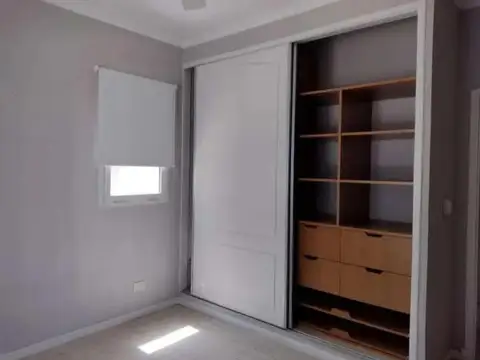 Casa 10 ambientes con 5 baños