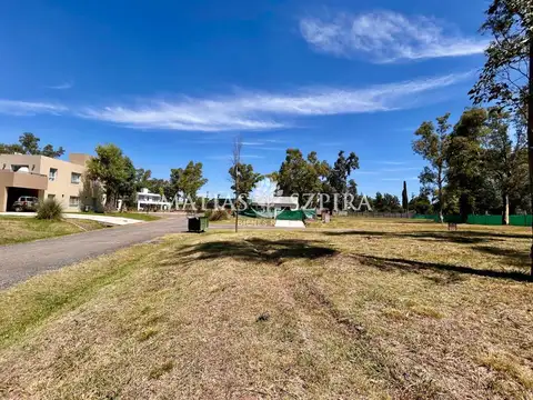 Terreno en Venta en Francisco Alvarez, USD 49.500