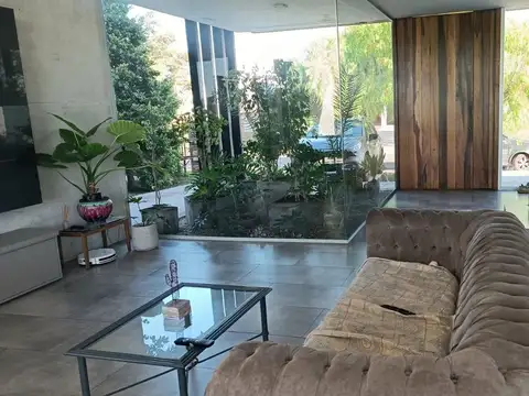 CASA 6 AMB EN VENTA BARRIO EL CANTÓN NORTE ESCOBAR
