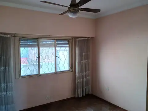 VENTA PH 4 AMB - RETASADO - PATIO - TERRAZA -212m2