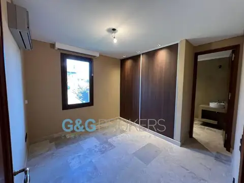 Casa en Venta en Barrio Parque Leloir, USD 1.600.000