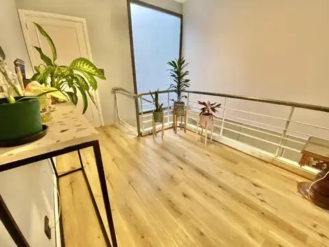 Depto Tipo Casa en Venta de 5 ambientes